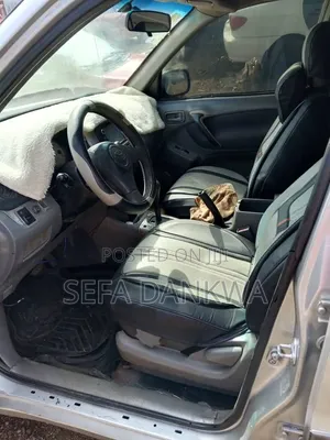 Toyota RAV4 2001 Silver