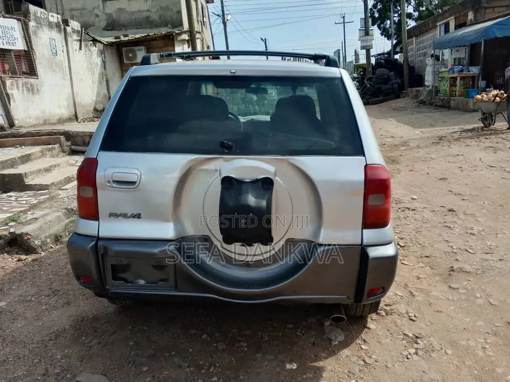 Toyota RAV4 2001 Silver