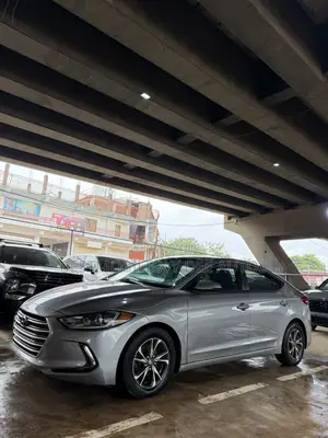 Hyundai Elantra 2017 Gray