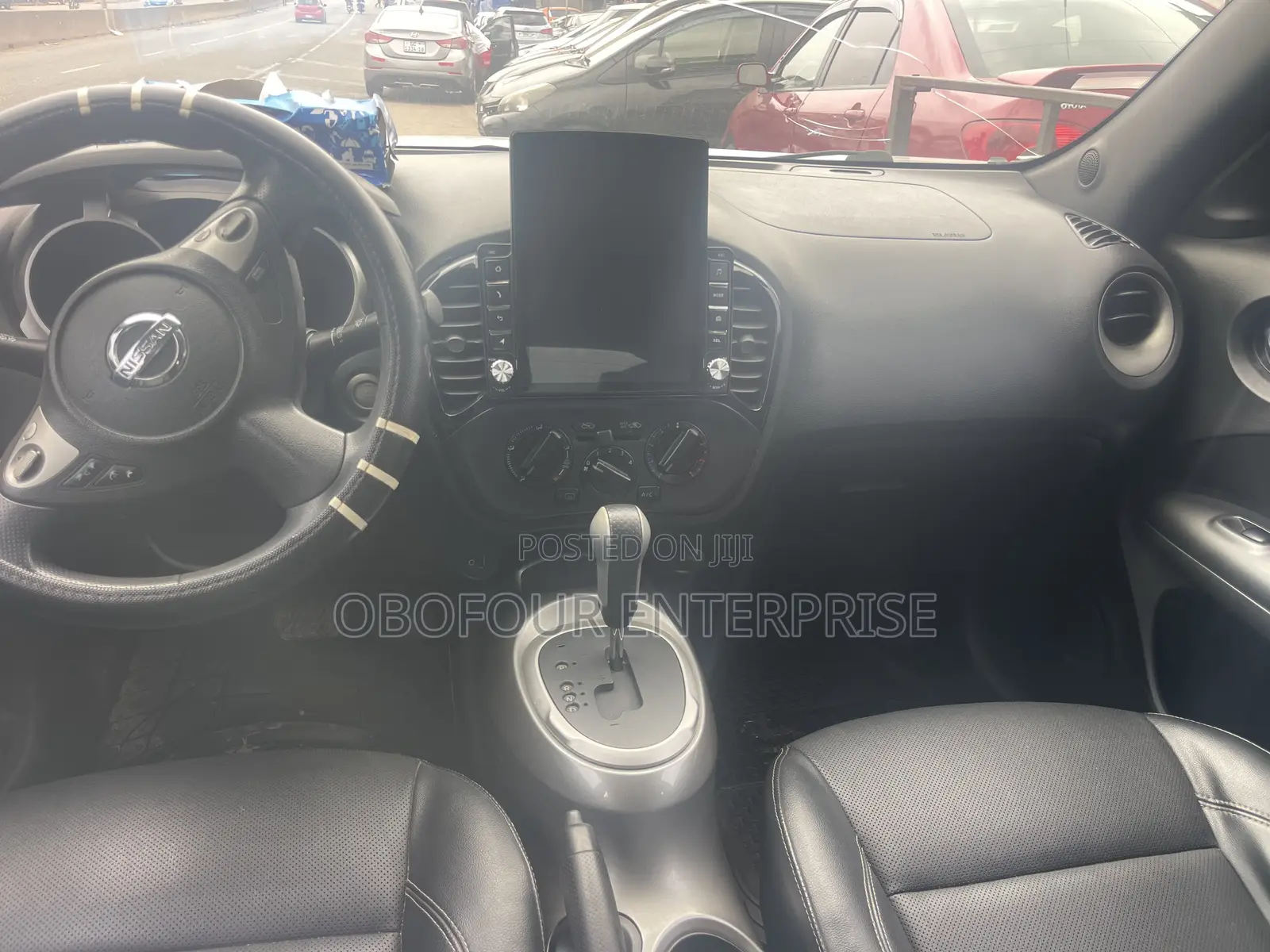 Nissan Juke SV 4dr Hatchback AWD (1.6L 4cyl Turbo CVT) 2015 Silver