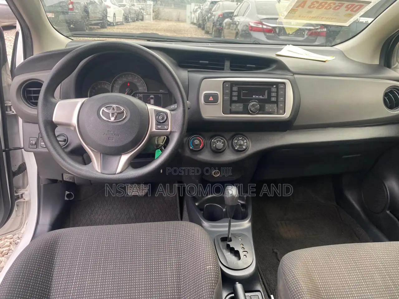 Toyota Vitz 2014 White