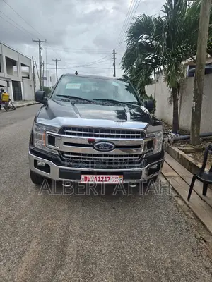 Ford F-150 XLT 4x4 SuperCab Styleside 8 ft. box 163 in. WB 2018 Black