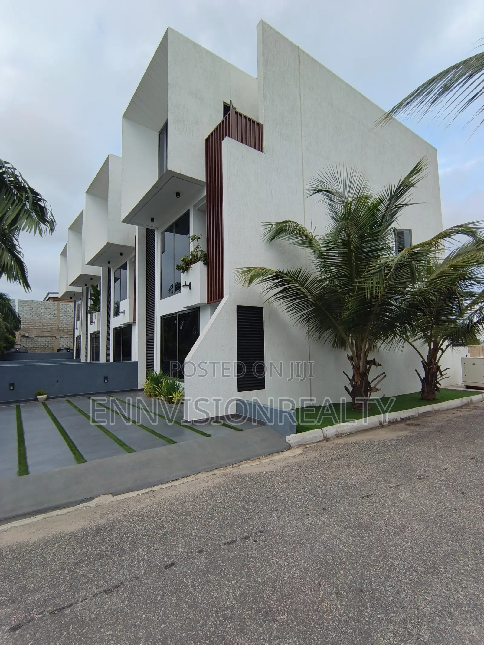 3bdrm House in Ennvision, Mile 7 for sale