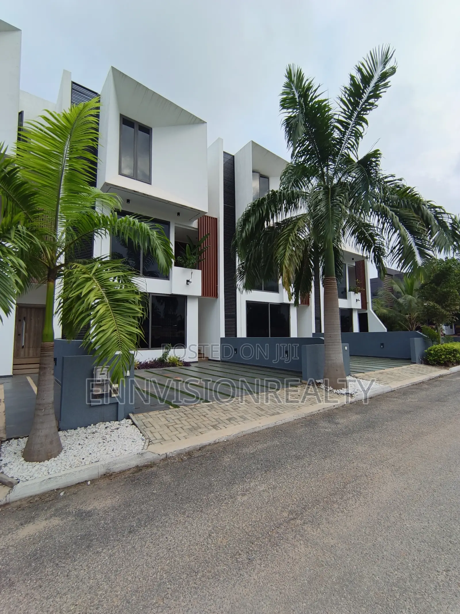 3bdrm House in Ennvision, Mile 7 for sale