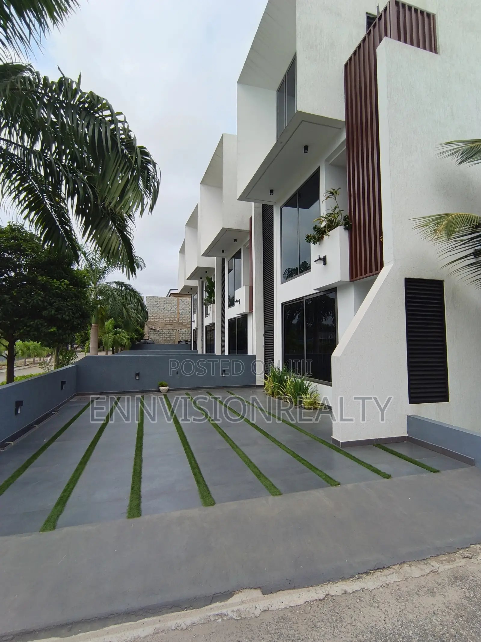 3bdrm House in Ennvision, Mile 7 for sale