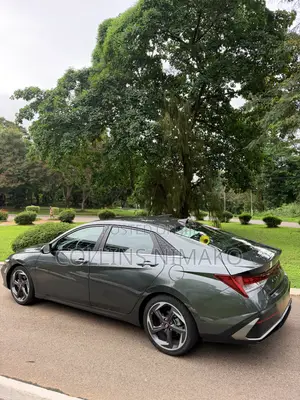 Hyundai Elantra SEL Convenience IVT 2025 Gray