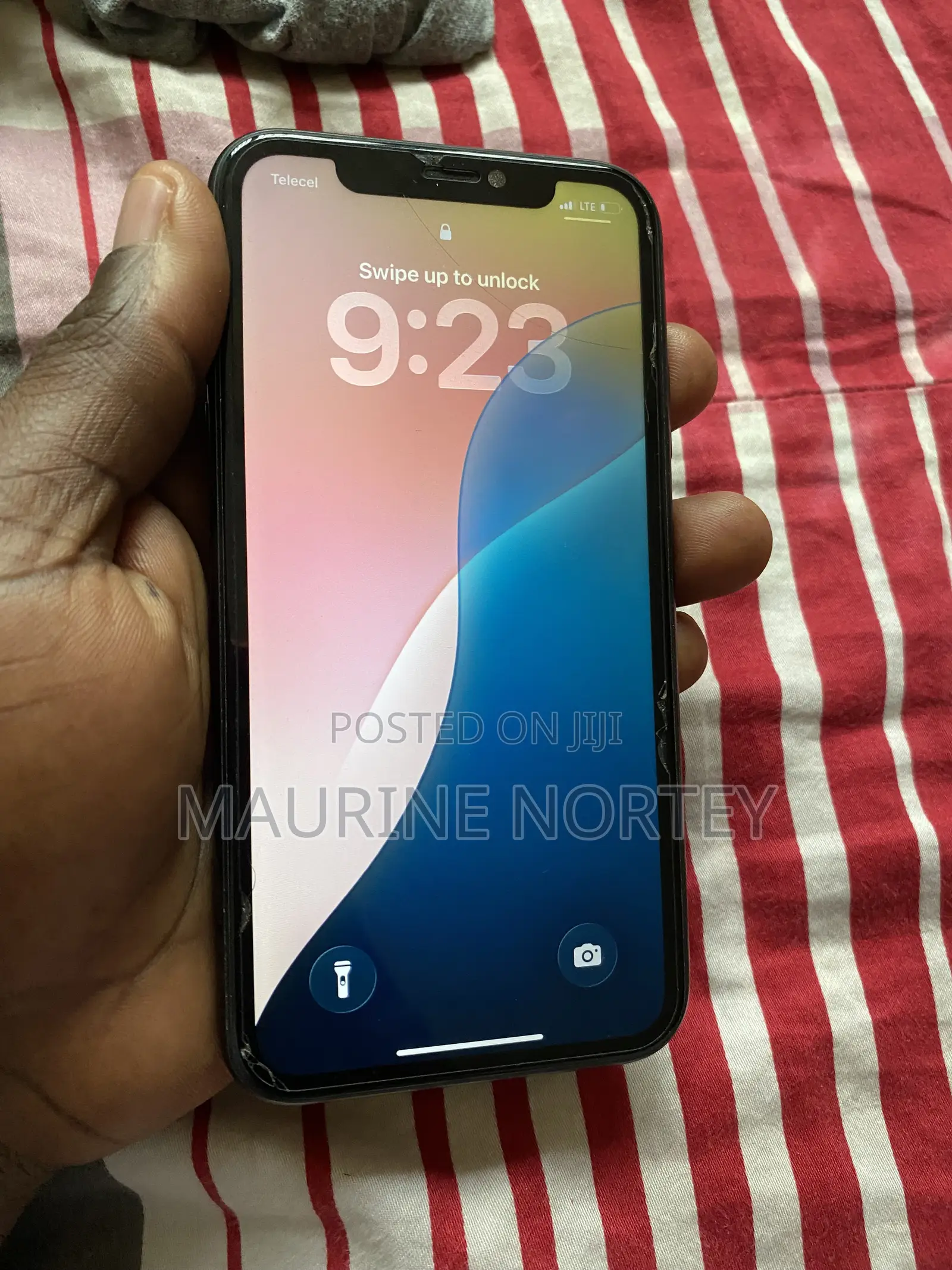 Apple iPhone 11 64 GB Black