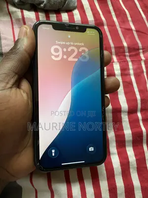 Apple iPhone 11 64 GB Black