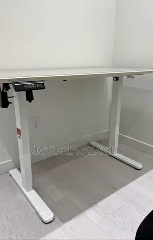 Electric Gaming Table / Office Table - Adjustable