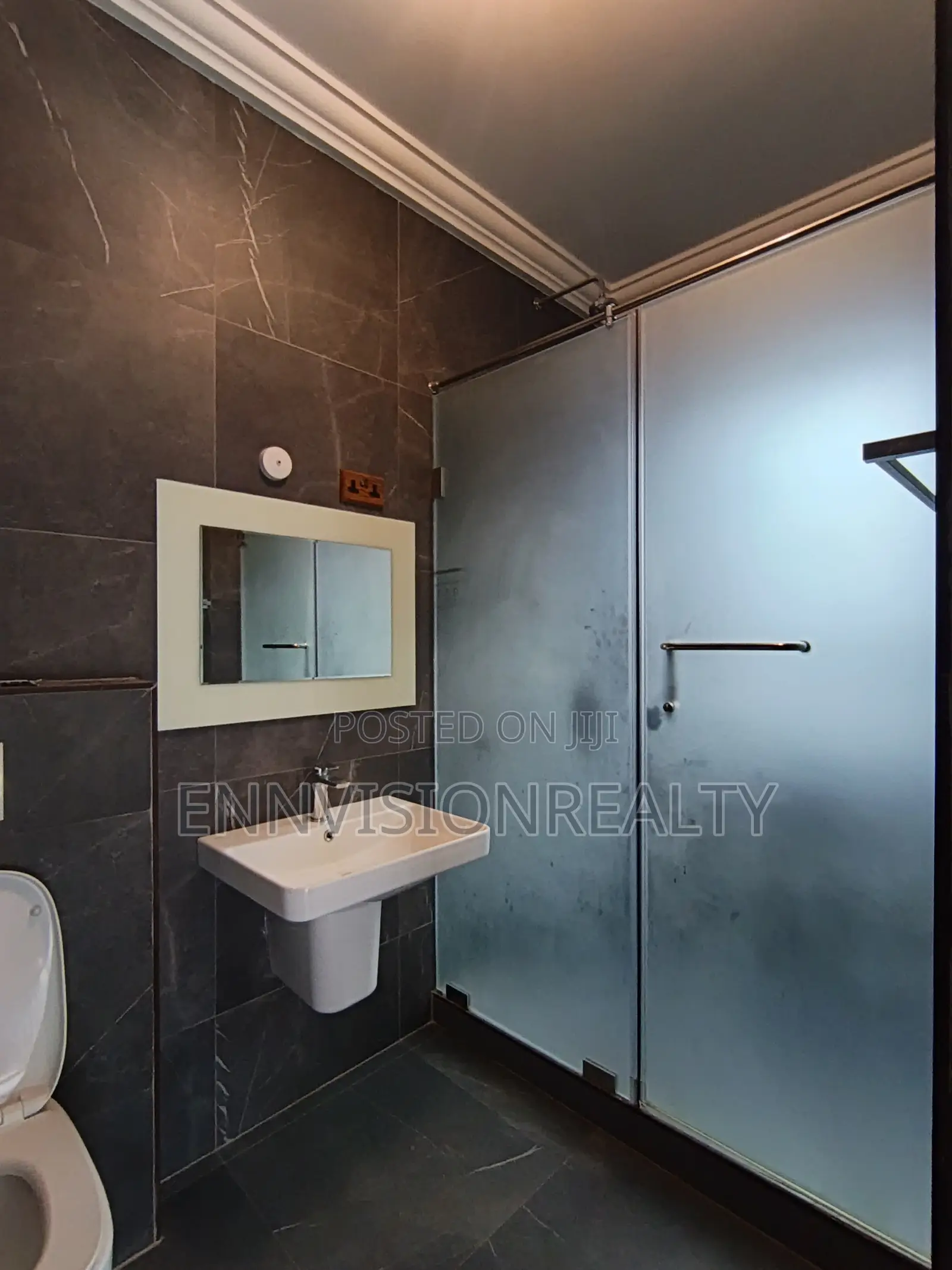 2bdrm Apartment in Glenshire, Accra Metropolitan for rent