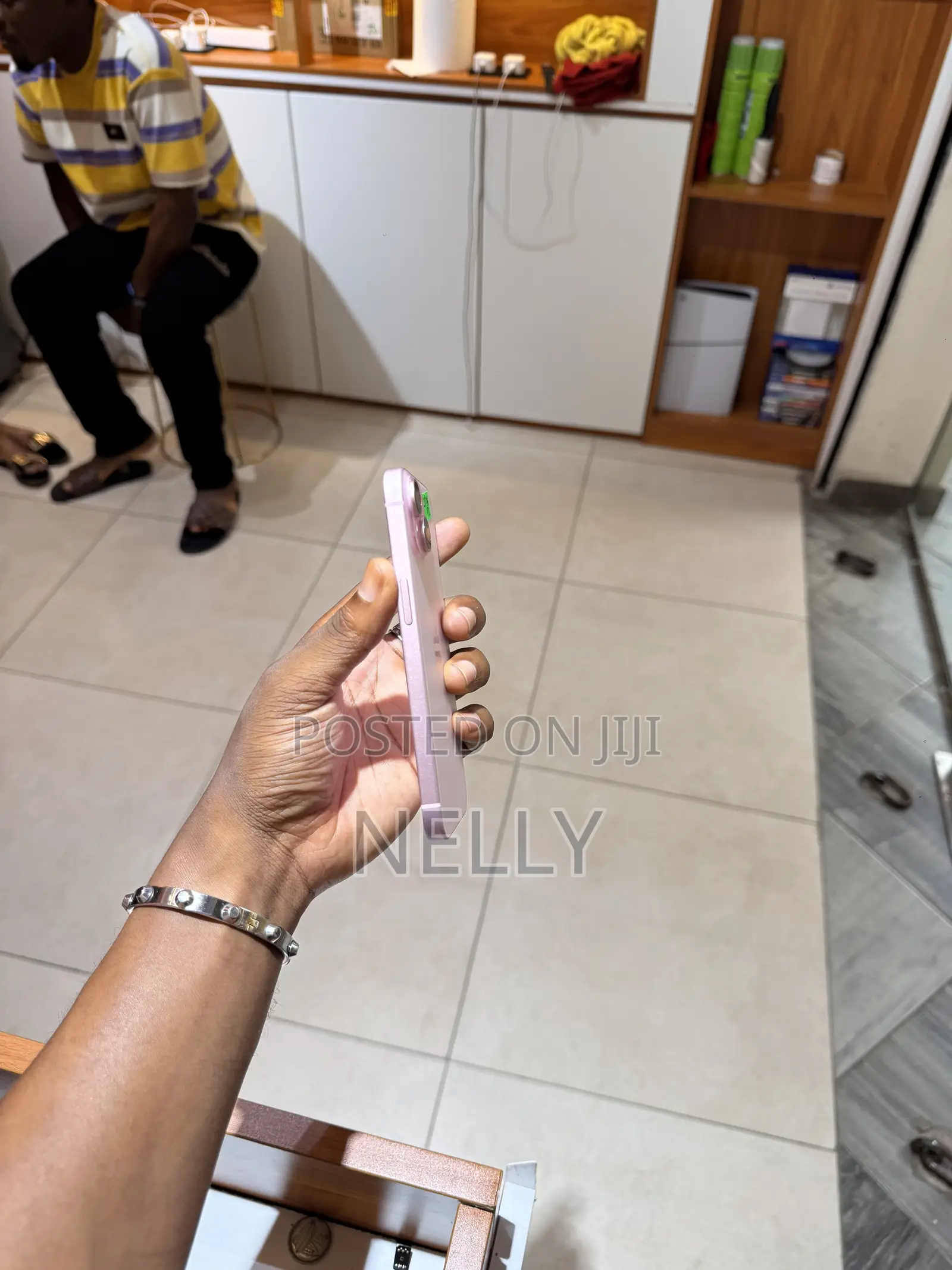 Apple iPhone 15 128 GB Pink