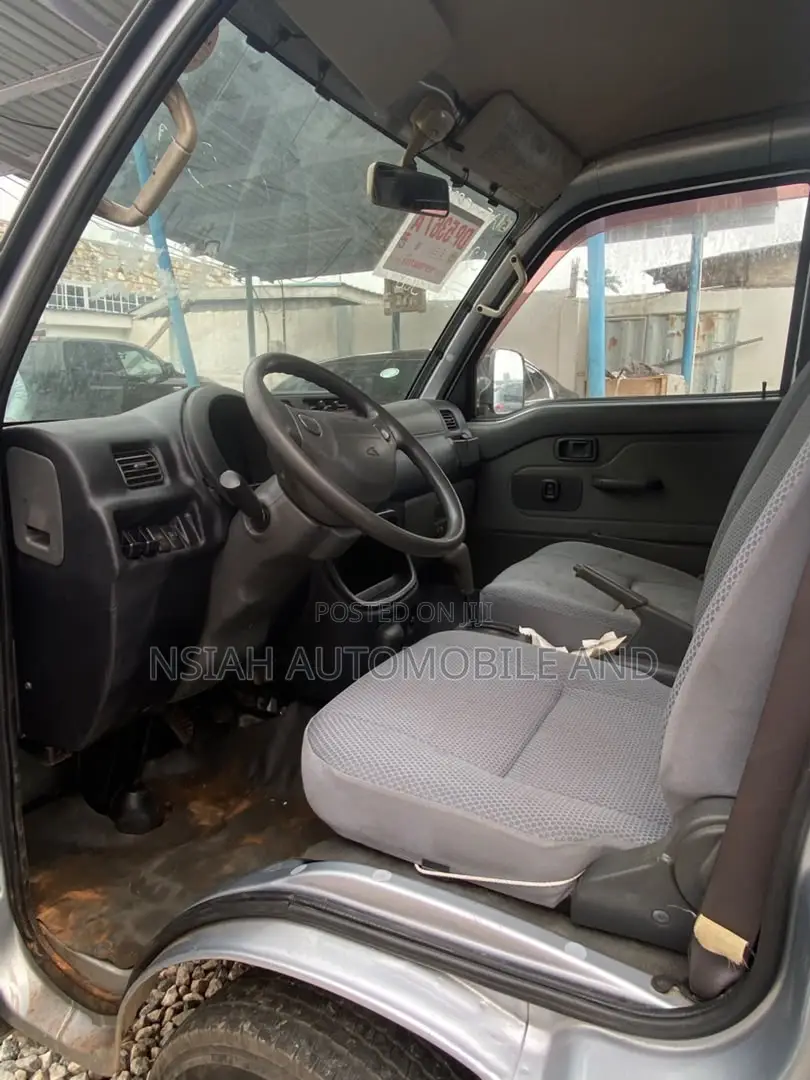 Daihatsu Hijet 2012 Silver