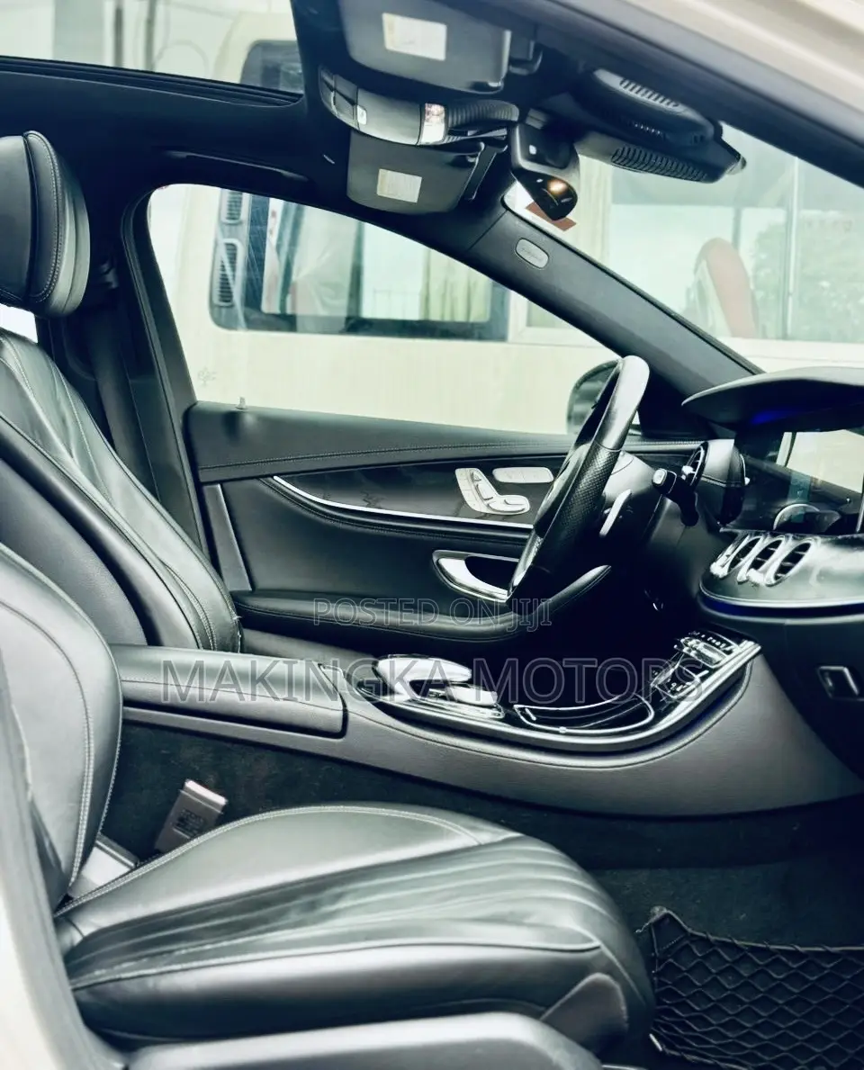Mercedes-Benz E400 2017 White