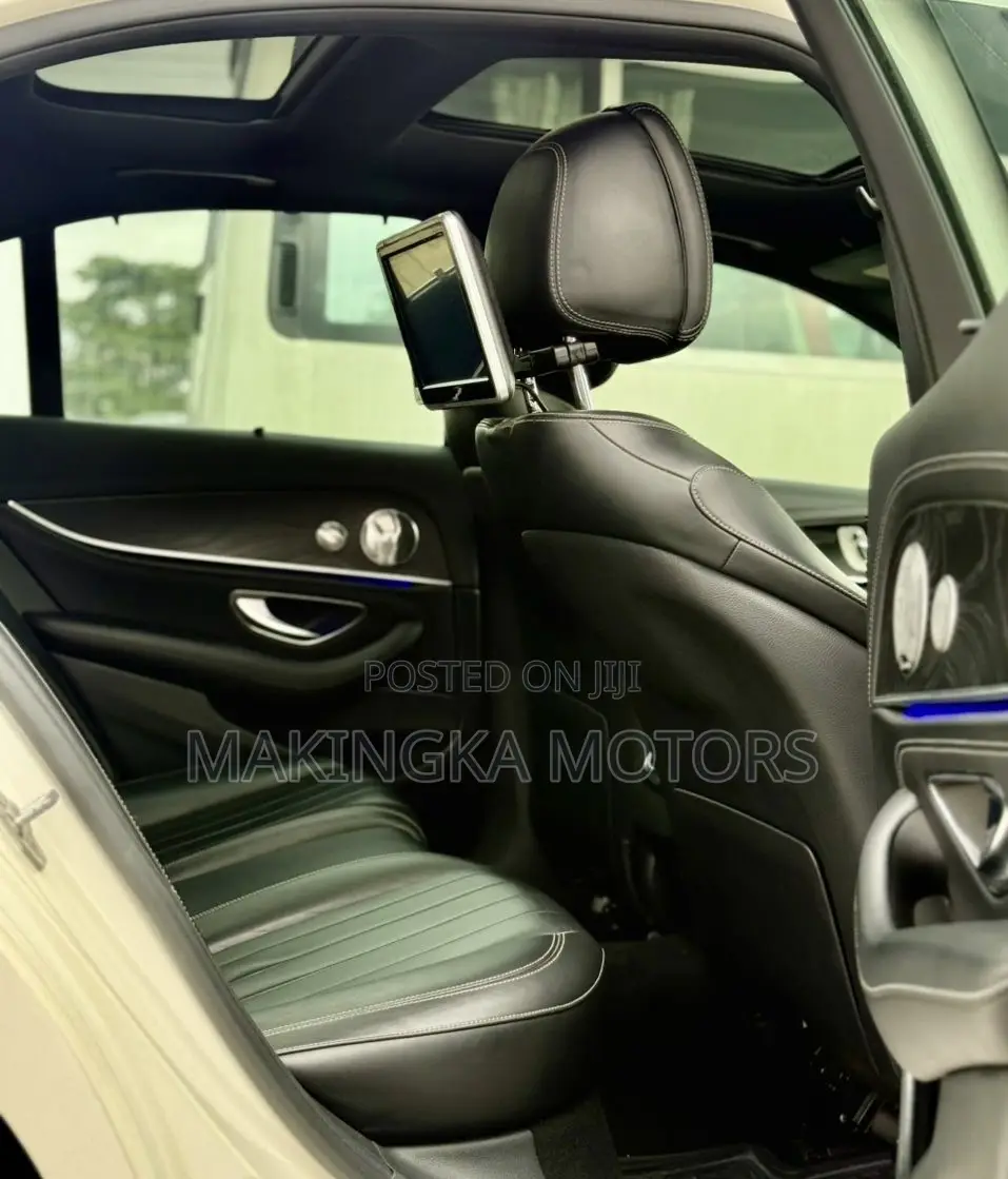 Mercedes-Benz E400 2017 White