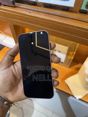 Apple iPhone 15 128 GB Pink