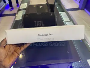 New Laptop Apple MacBook Pro 24GB Apple M5 SSD 1T