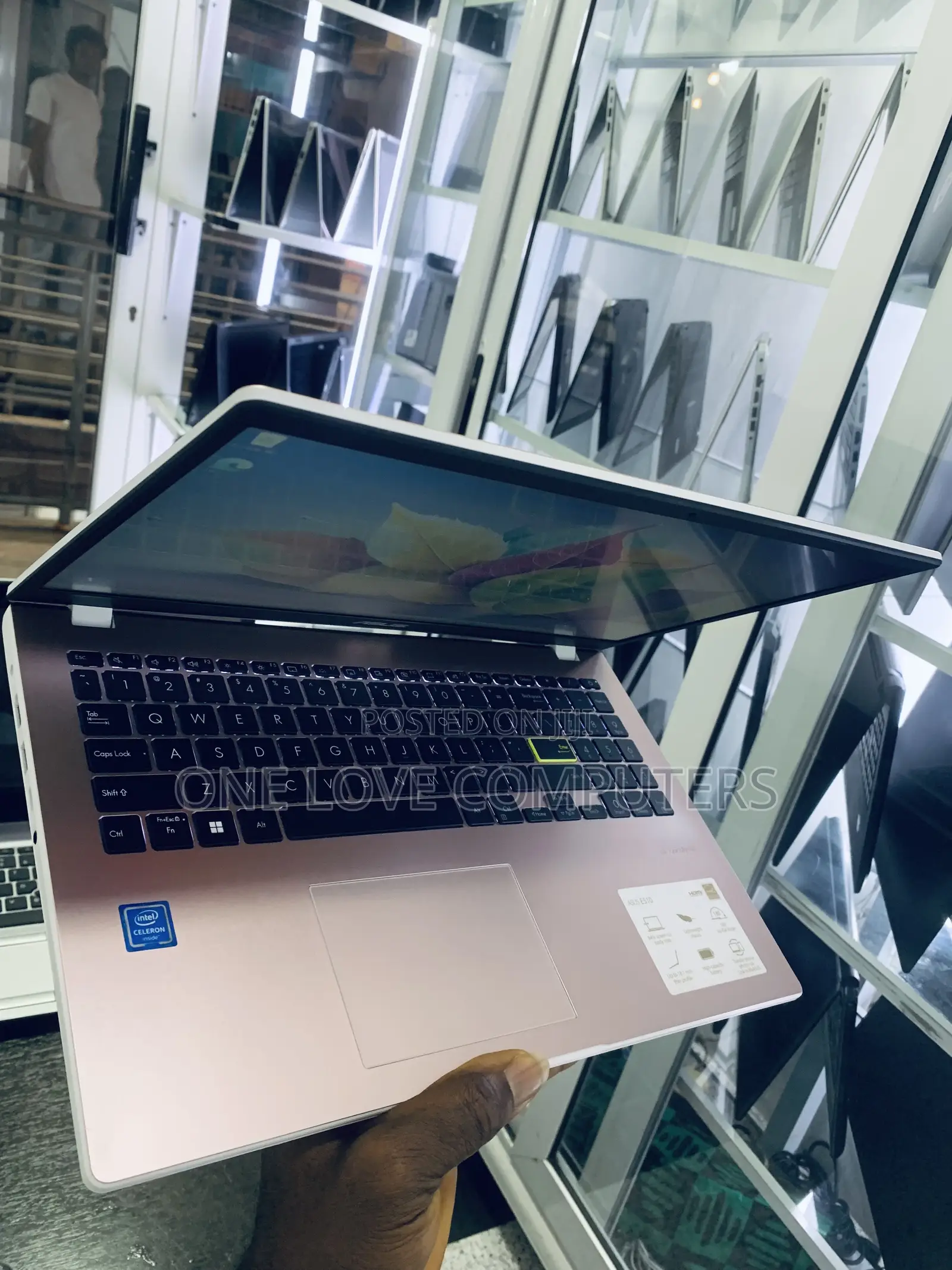 Laptop Asus Vivobook 15 4GB Intel Celeron SSD 128GB