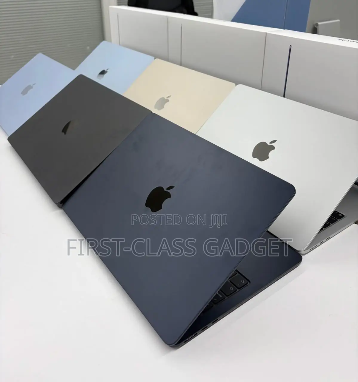 New Laptop Apple MacBook Pro 24GB Apple M5 SSD 1T