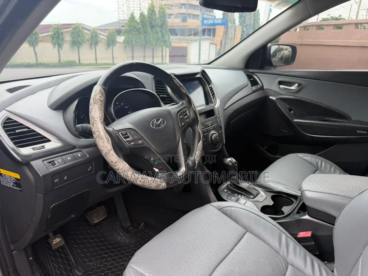Hyundai Santa Fe Limited 4dr SUV AWD (3.3L 6cyl 6A) 2014 Brown