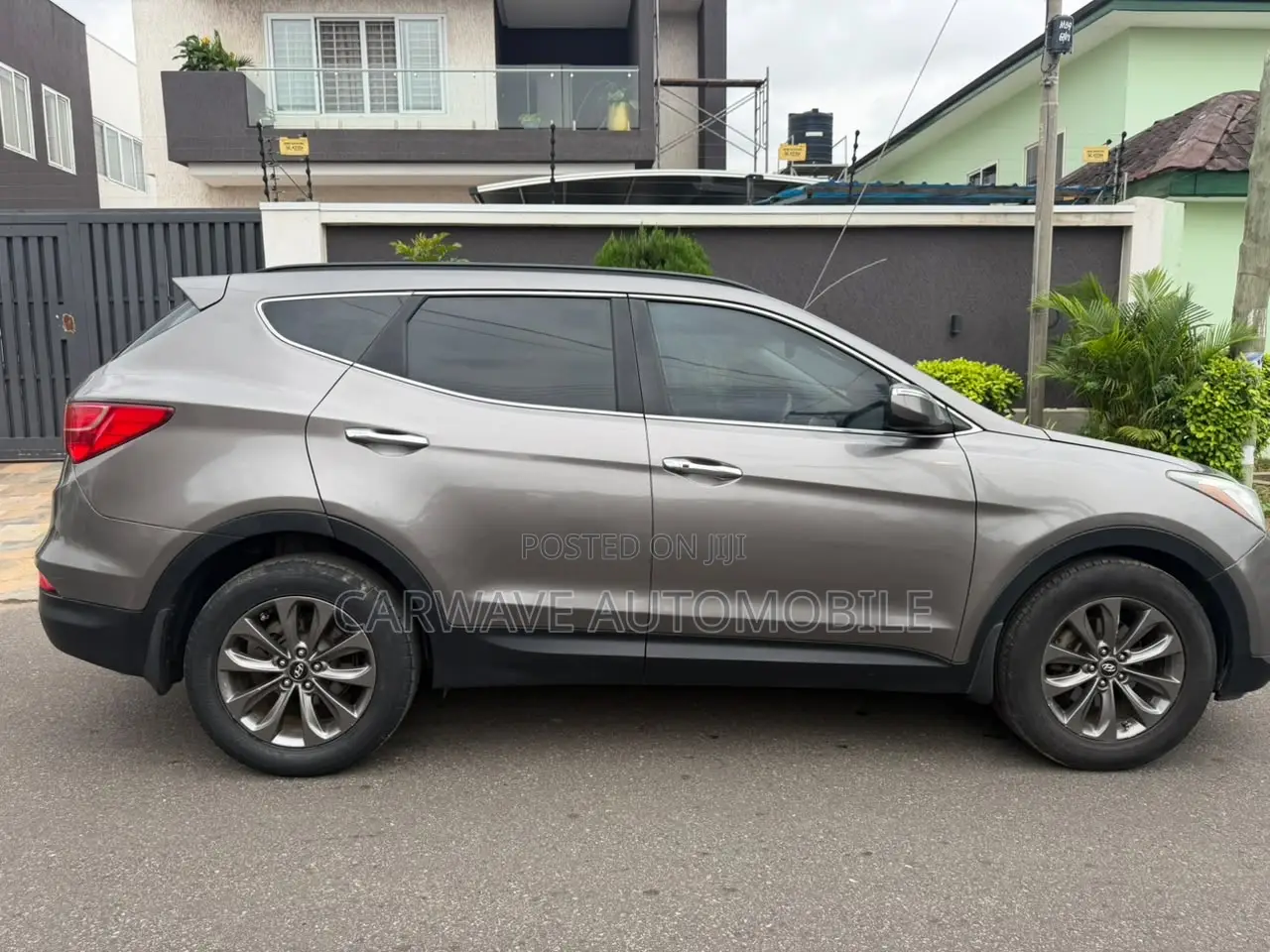 Hyundai Santa Fe Limited 4dr SUV AWD (3.3L 6cyl 6A) 2014 Brown