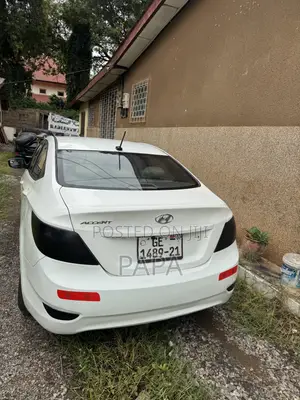 Hyundai Accent GLS 4dr Sedan (1.6L 4cyl 6A) 2015 White