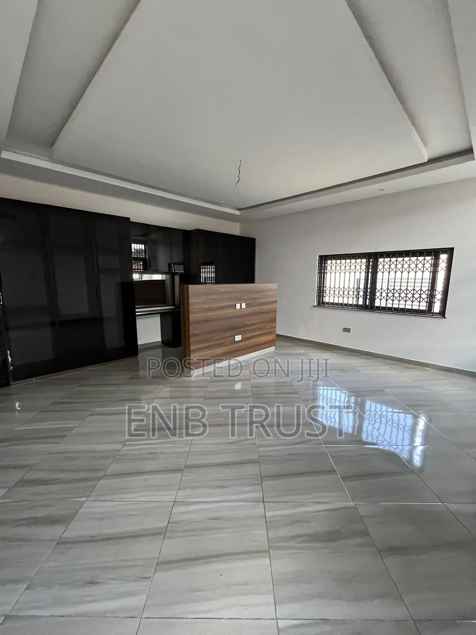 4bdrm Duplex in East Legon, A&C Mall Area for sale