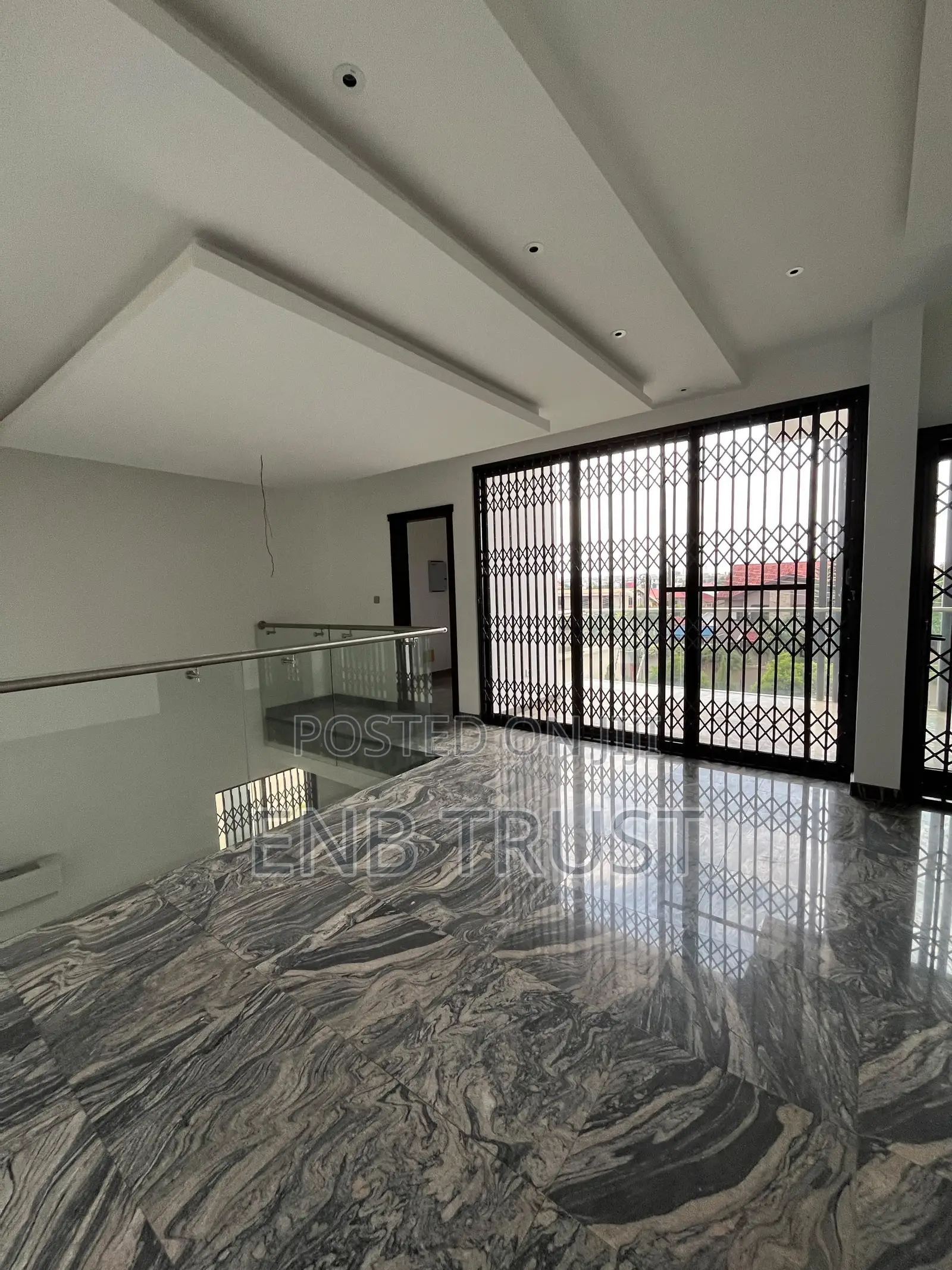 4bdrm Duplex in East Legon, A&C Mall Area for sale