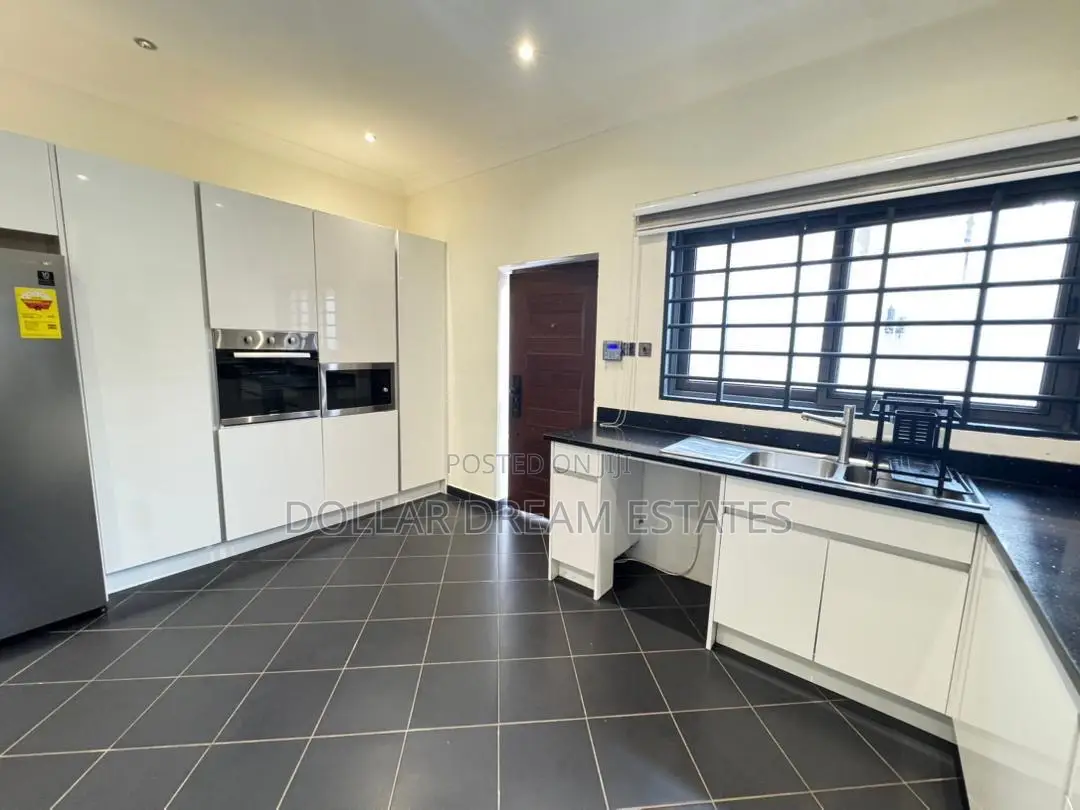 Furnished 3bdrm House in Adjiriganor for sale