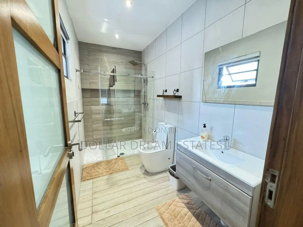 Furnished 3bdrm House in Adjiriganor for sale