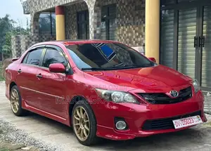 Toyota Corolla S 4dr Sedan (1.8L 4cyl 4A) 2012 Red