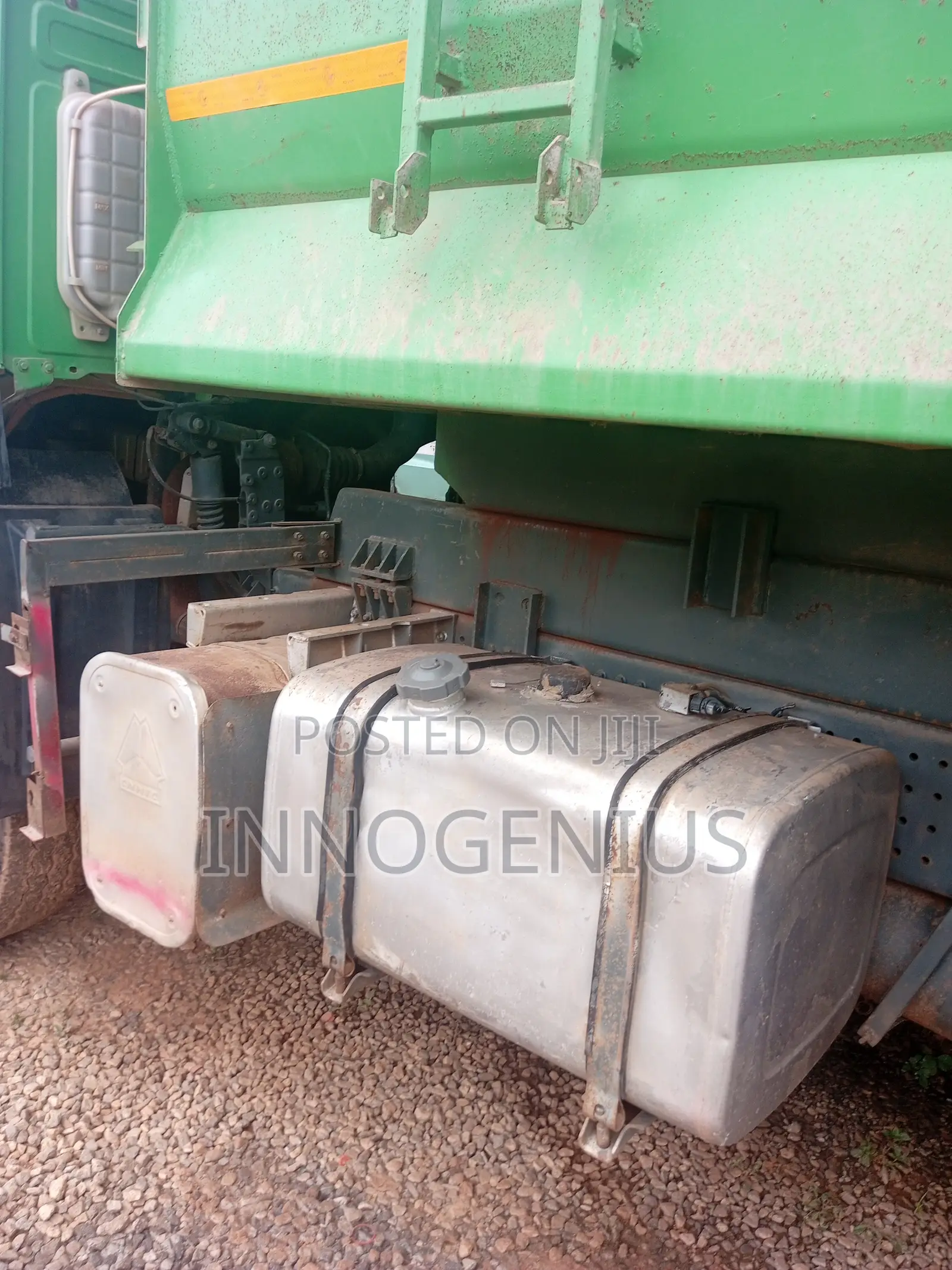 Sinotruk HOWO Tipper Truck 2015 Green for Sale