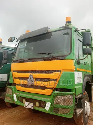 Sinotruk HOWO Tipper Truck 2015 Green for Sale