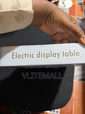 360-Degree Motorized Display Table