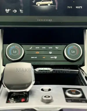 Land Rover Range Rover Vogue 2023 Silver