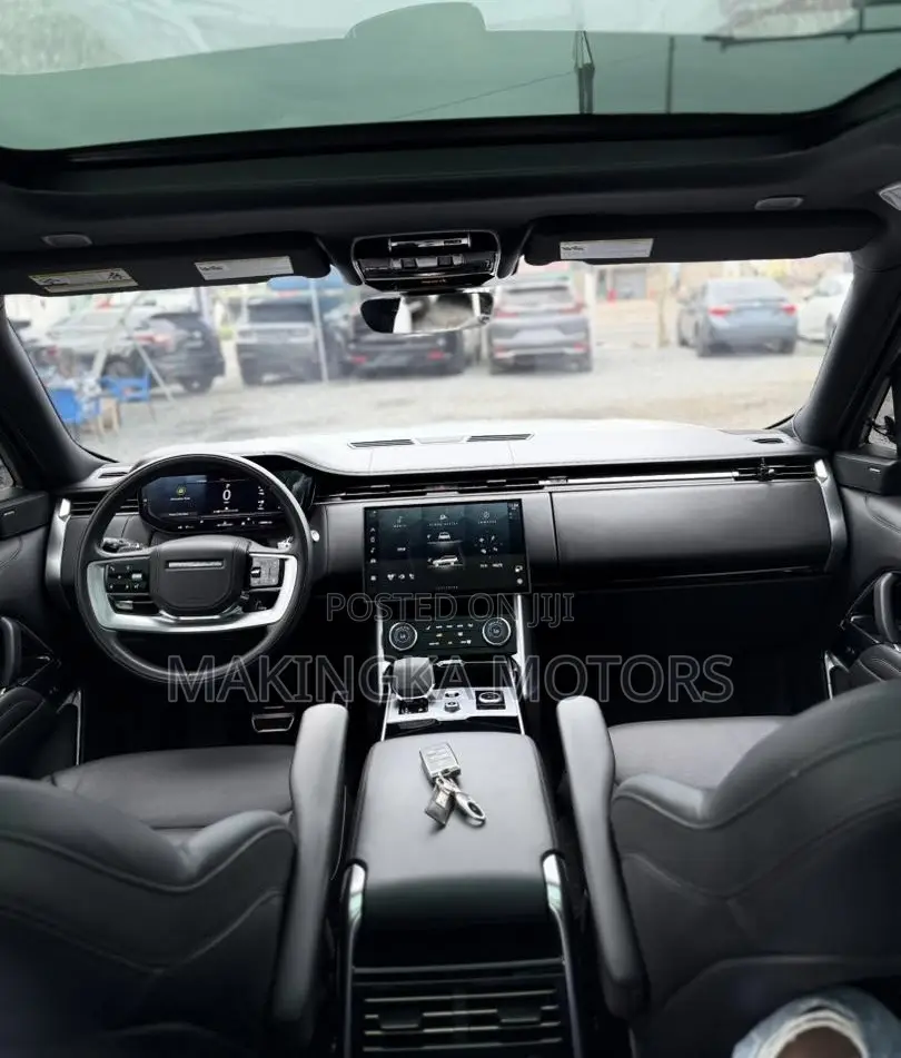 Land Rover Range Rover Vogue 2023 Silver