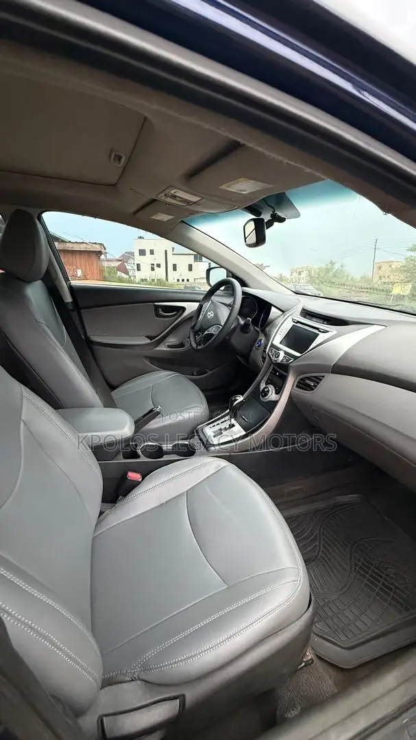 Hyundai Elantra SE Coupe FWD (1.8L 4cyl 6A) 2013 Blue