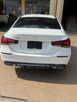 Mercedes-Benz A-Class 2019 White