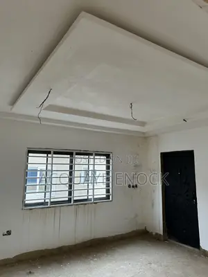 4bdrm Apartment in Ablekuma for sale