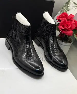Kenneth Cole Black Zip Boots