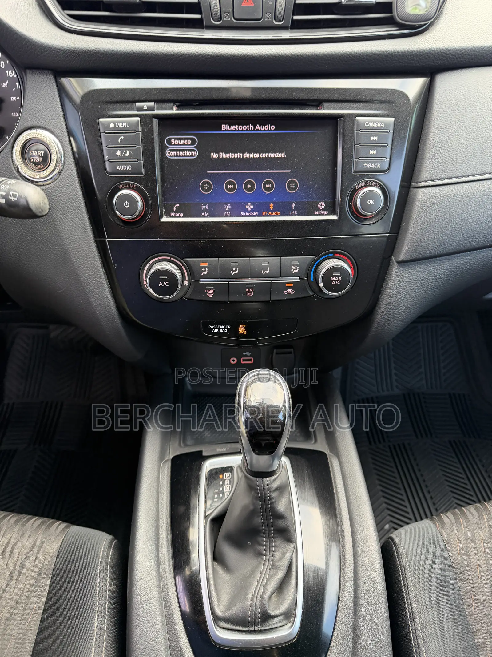 Nissan Rogue SV AWD 2018 Black