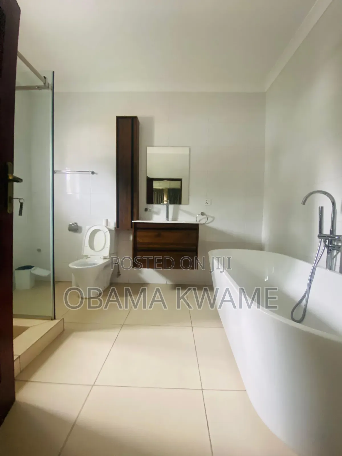 5bdrm House in Laryea Homes, Airport Residential Area for rent