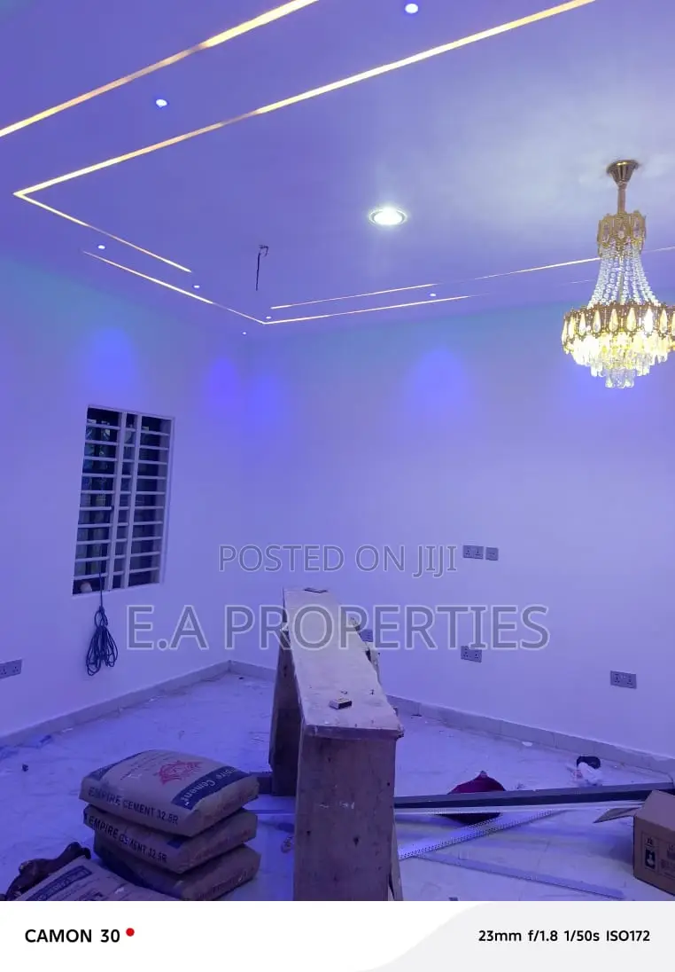 4bdrm House in E A Properties, Frafraha for sale