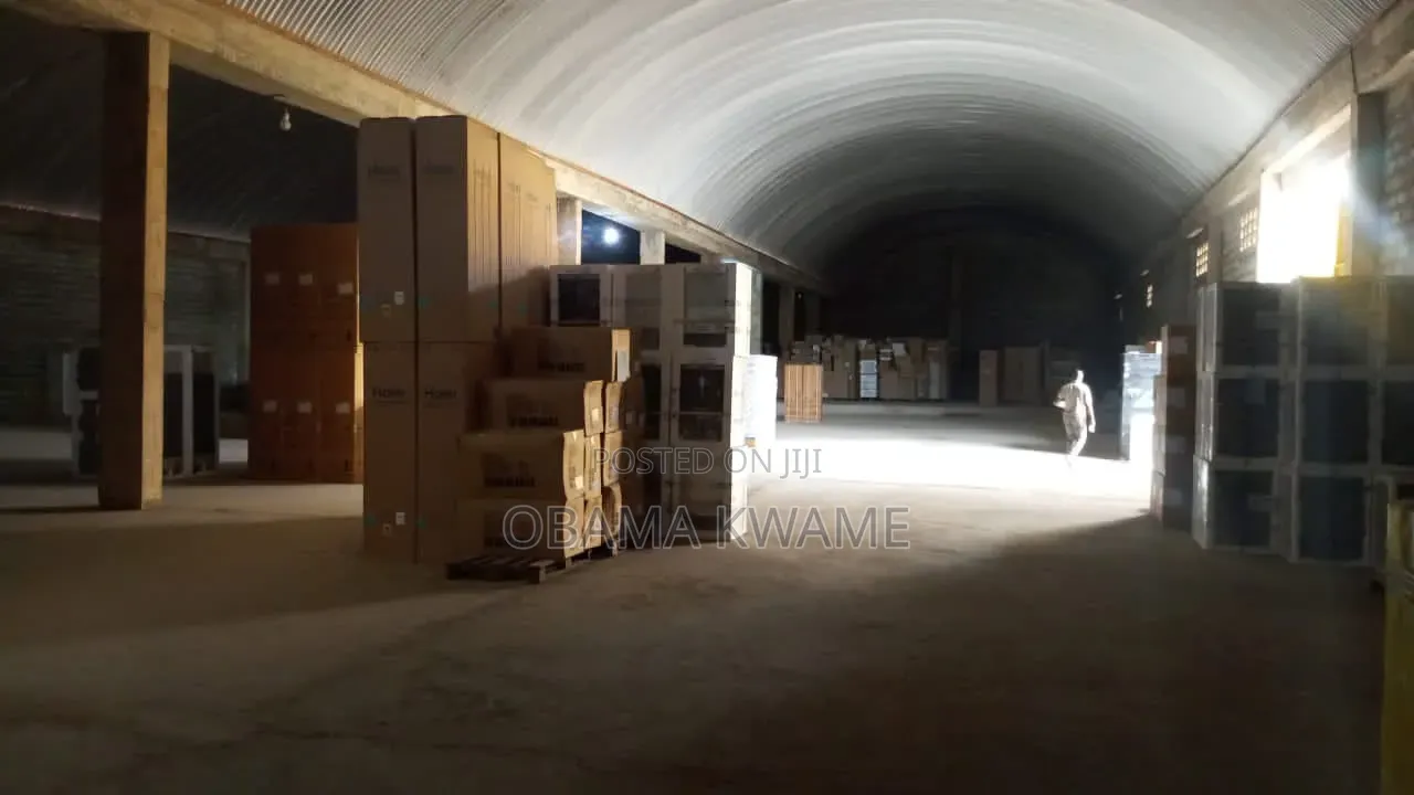 2100 SQM for Rent at La