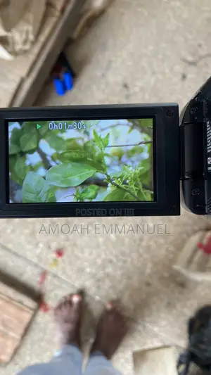Panasonic HC-V707