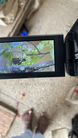 Panasonic HC-V707