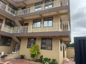 2bdrm Apartment in Laryea Homes, Ola Achool Area for rent