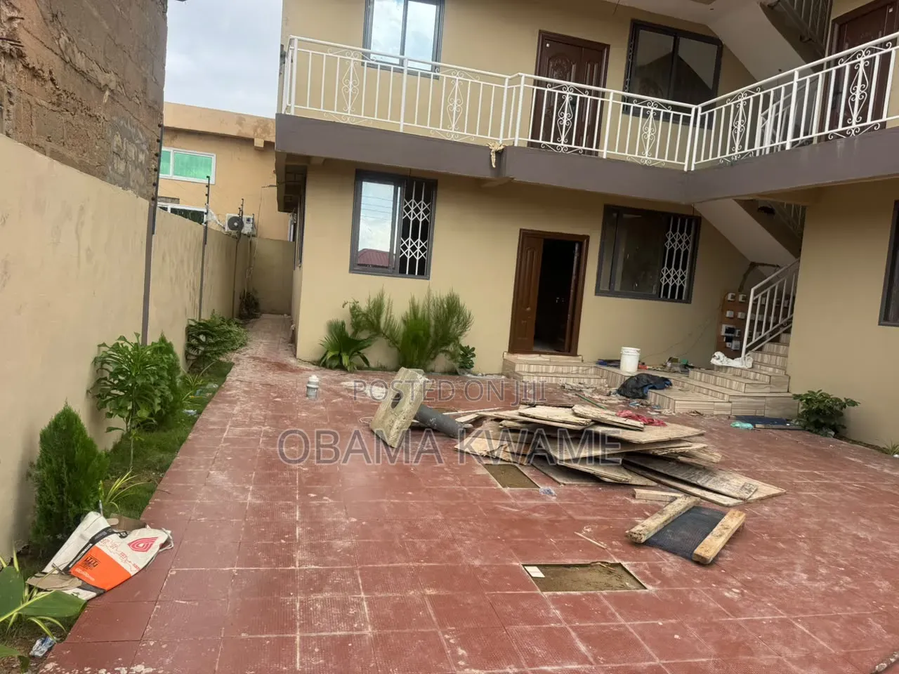 2bdrm Apartment in Laryea Homes, Ola Achool Area for rent