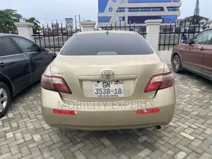 Toyota Camry 2008 Gold