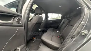 Honda Civic EX Hatchback 2018 Gray