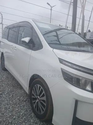 Toyota Voxy 2015 White